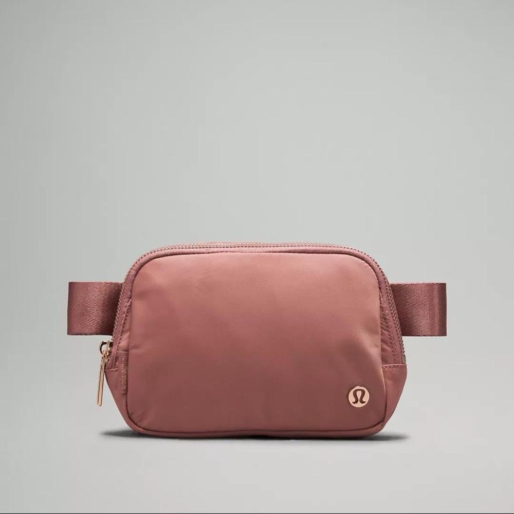 Lululemon Everywhere Rose Pink Belt Bag 1L